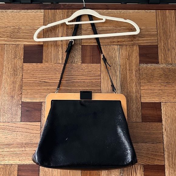 Kate Spade | Marga Zuma Beach Black Patent Wood Purse - Picture 4 of 11